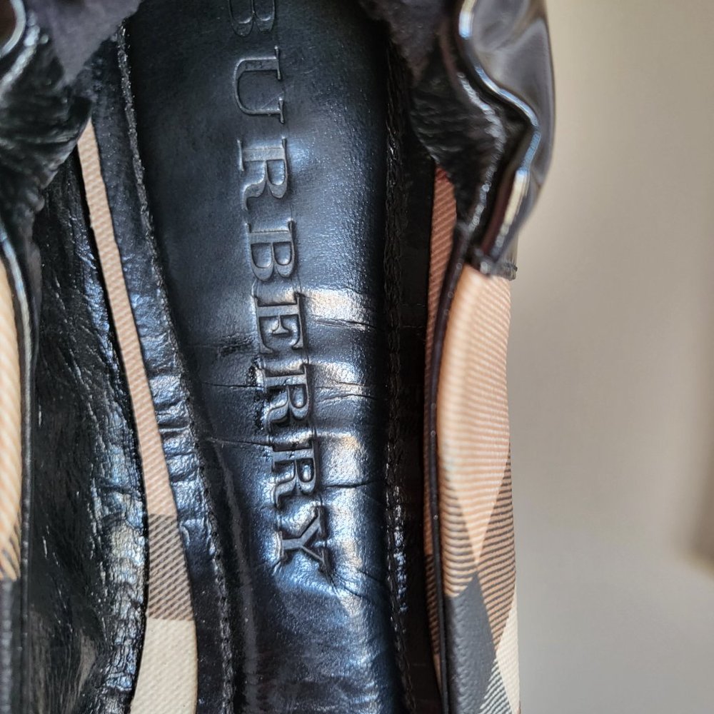 AUTHENTIC BURBERRY BALLET SHOES (PATENT LEATHER NOVA CHECK CANVAS - Picture 2 of 12